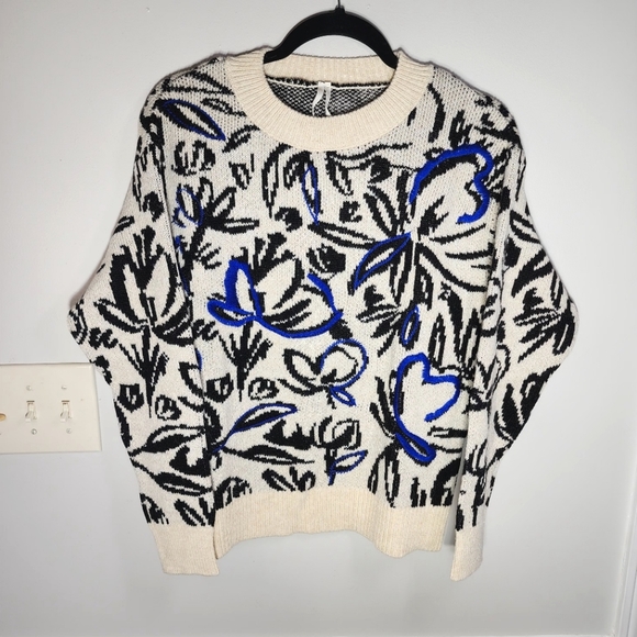 Floral Anthropologie Sweater - Picture 6 of 10